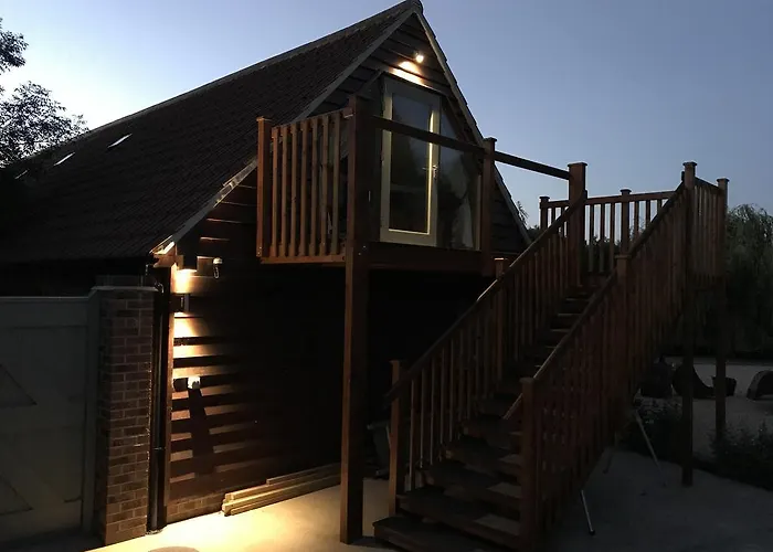 Thonock Lane Lodge